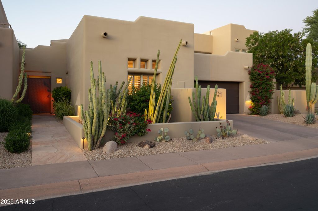 Photo of 6711 E Camelback Road #21, Scottsdale, AZ 85251 (MLS # 6944421)