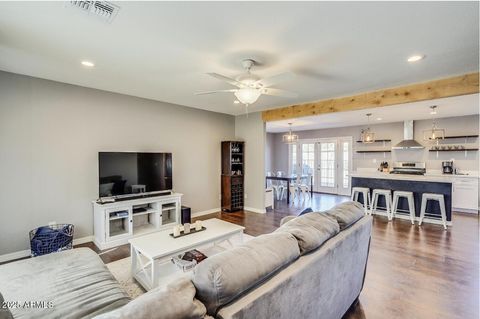 Photo of 8638 E Palm Lane, Scottsdale, AZ 85257 (MLS # 6954100)