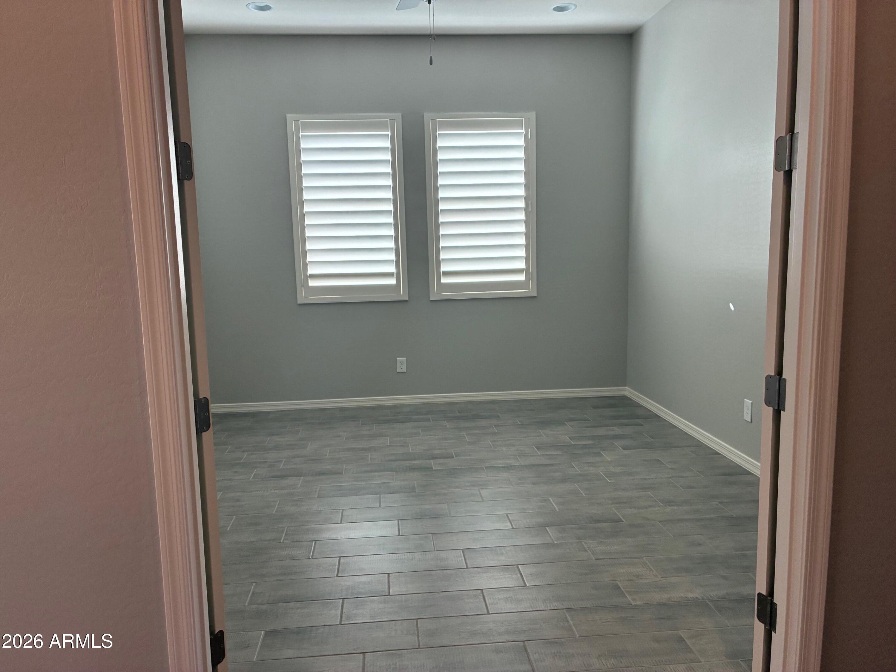 23129 E Mockingbird Drive