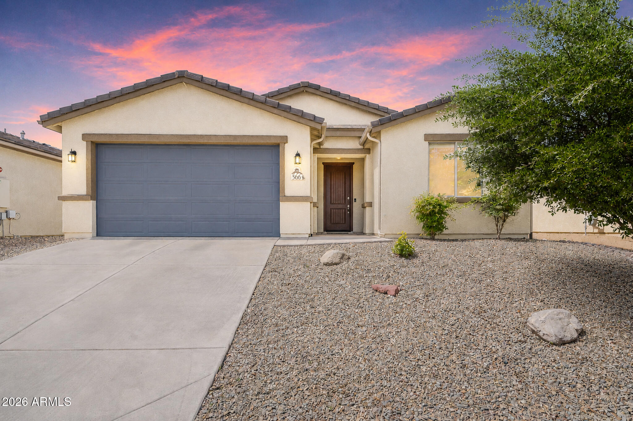 566 HORSESHOE BEND Circle