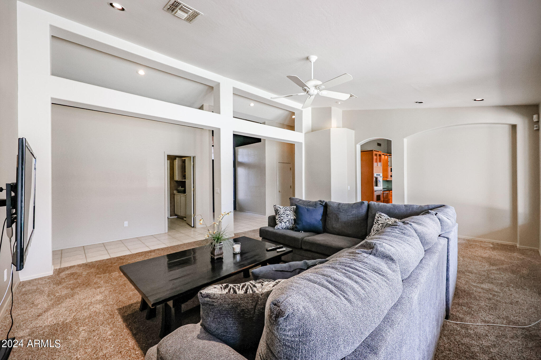 656 W Johnson Drive