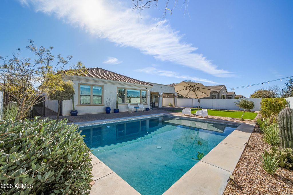 Photo of 3930 E Iris Drive, Chandler, AZ 85286 (MLS # 6972260)