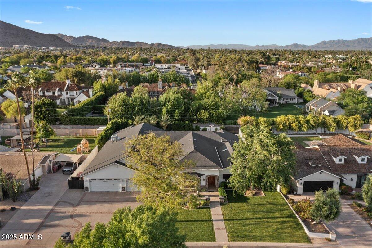 6522 E CALLE DEL MEDIA --
