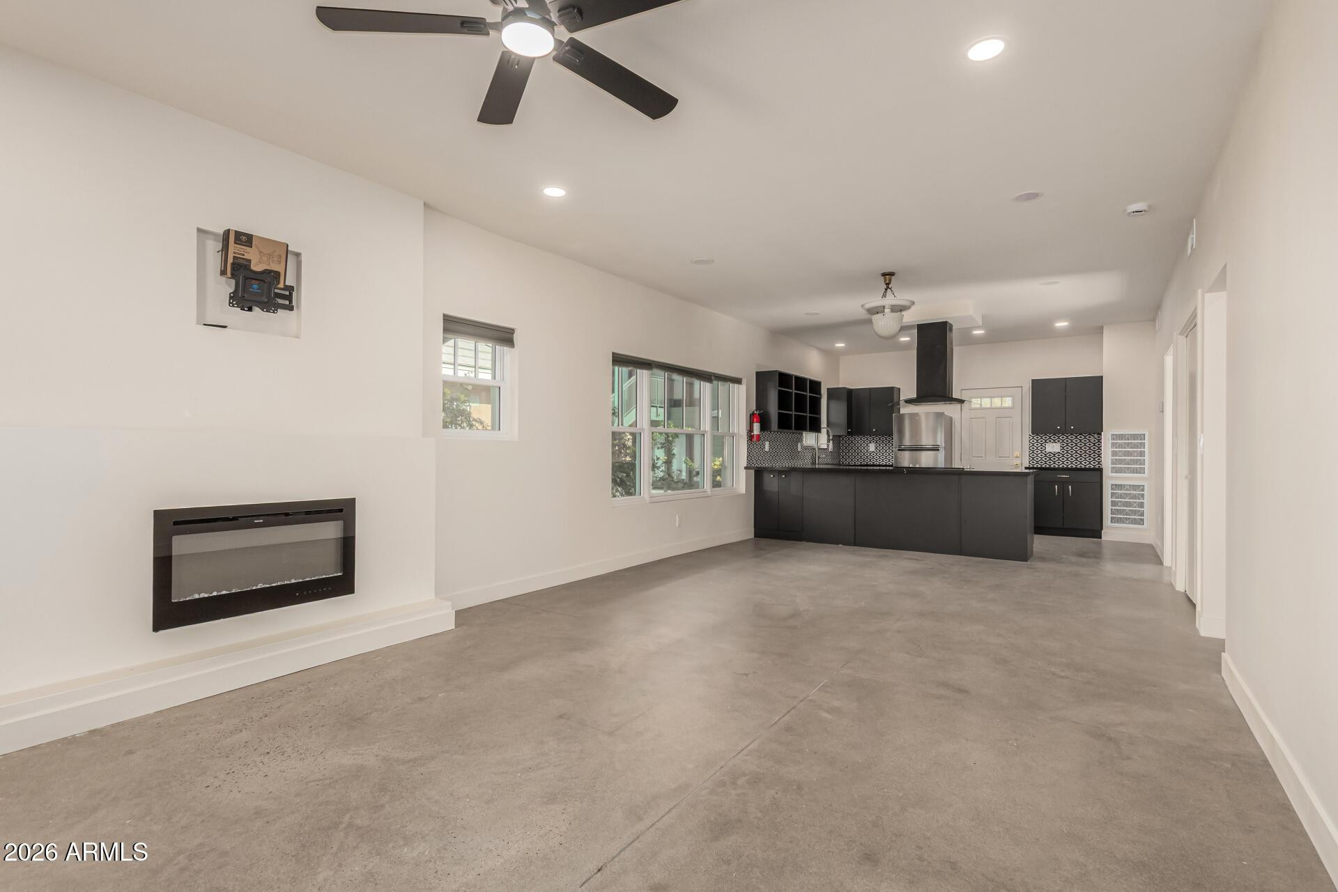 125 N 11th Avenue Apt A