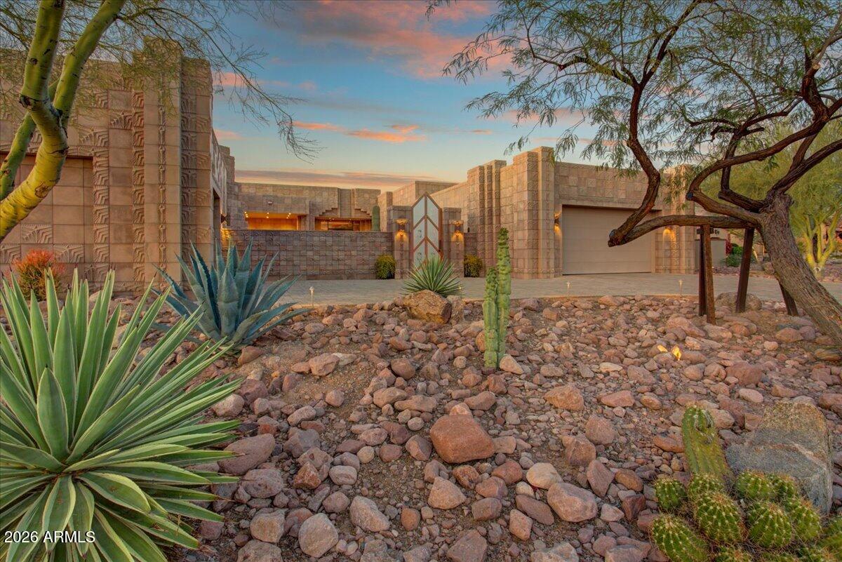 7344 E WILDERNESS Trail