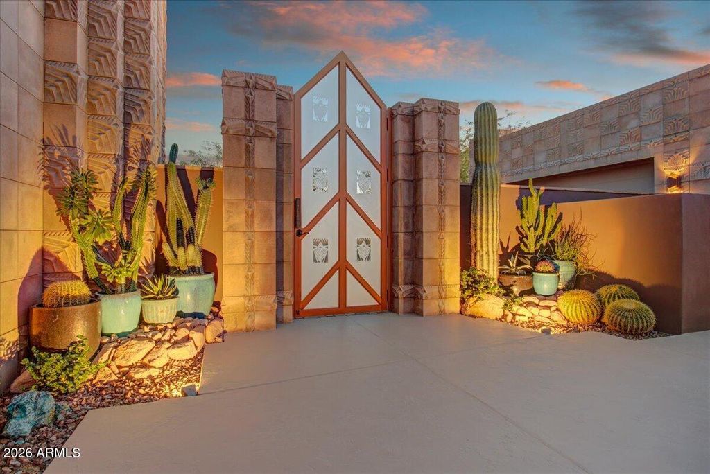 Photo of 7344 E Wilderness Trail, Gold Canyon, AZ 85118 (MLS # 6995860)