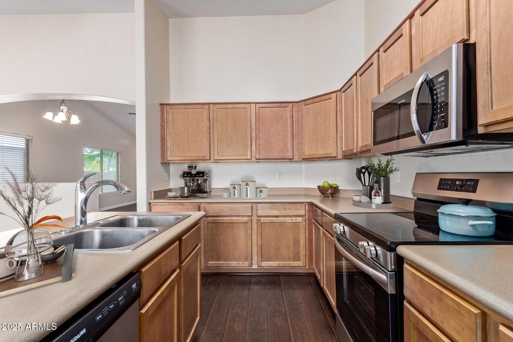 Photo of 809 S 113th Avenue, Avondale, AZ 85323 (MLS # 6906864)