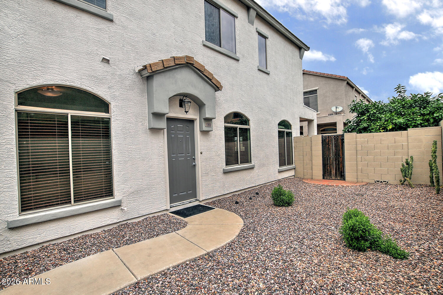 2150 E BELL Road 1069