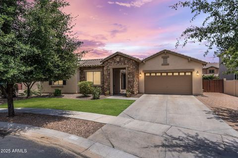 6299 S ROANOKE Street Gilbert AZ 85298