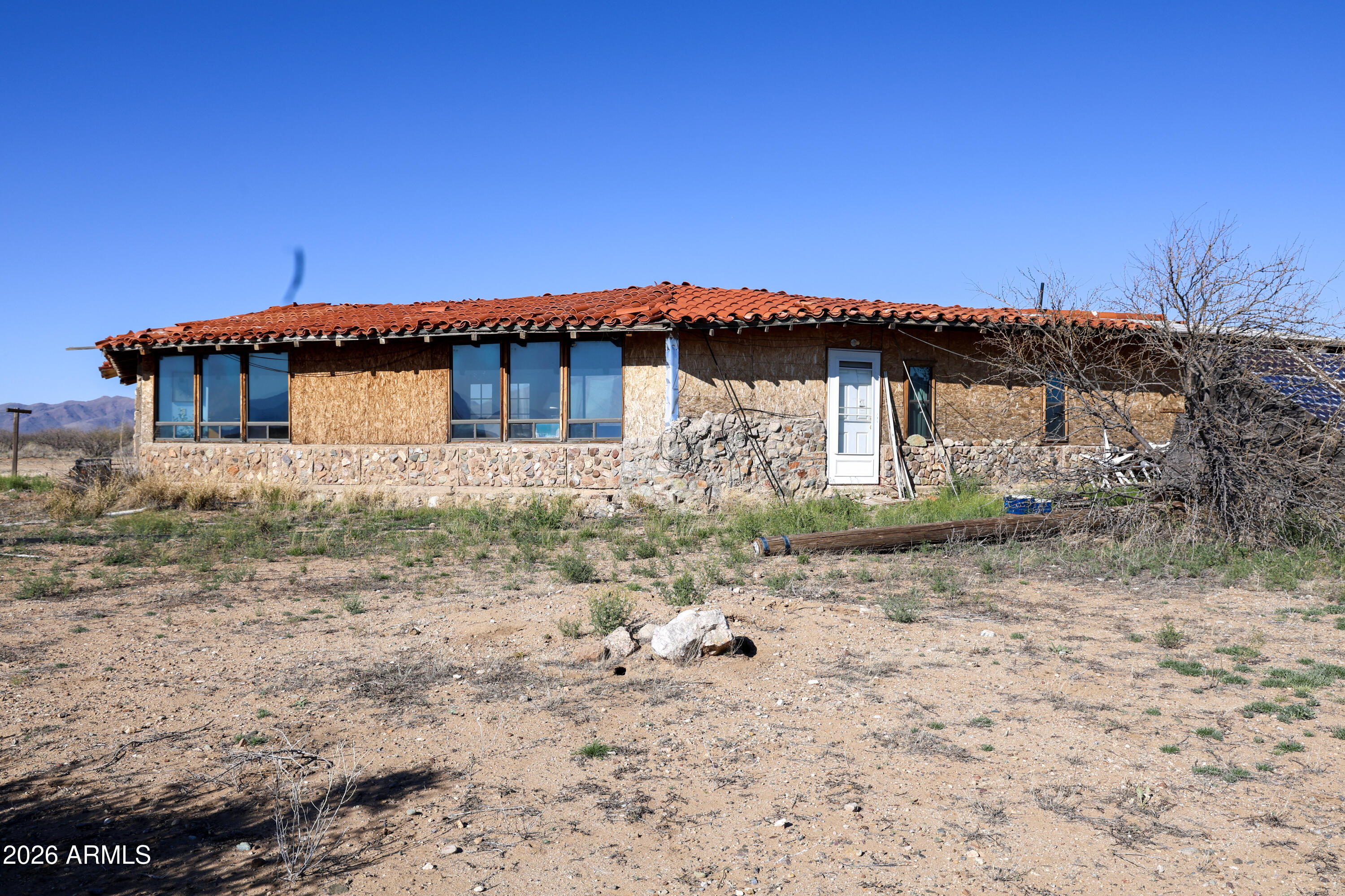 5555 E SINGING ARROW Lane