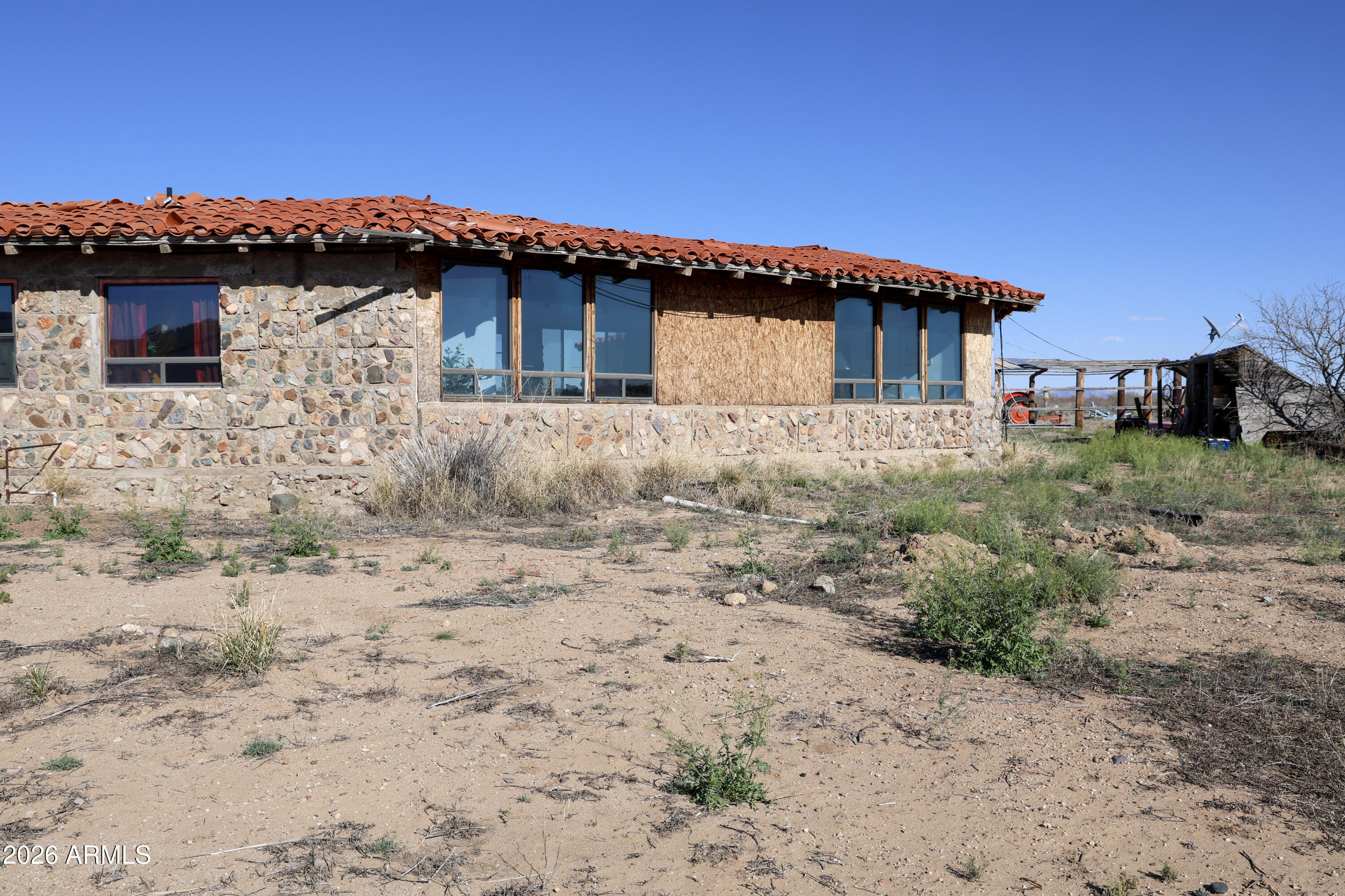 5555 E SINGING ARROW Lane