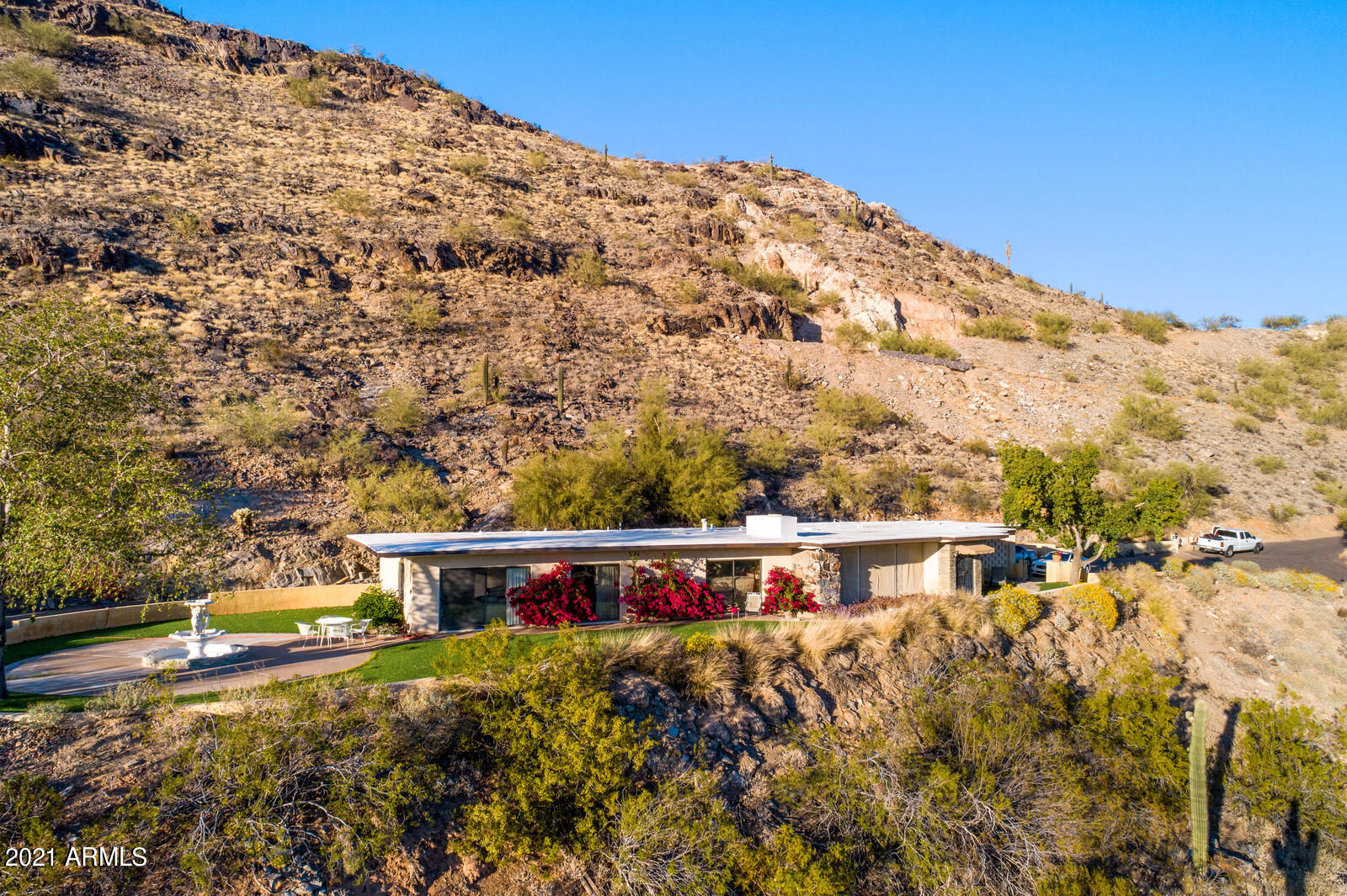 Paradise Valley Hillside - Residential