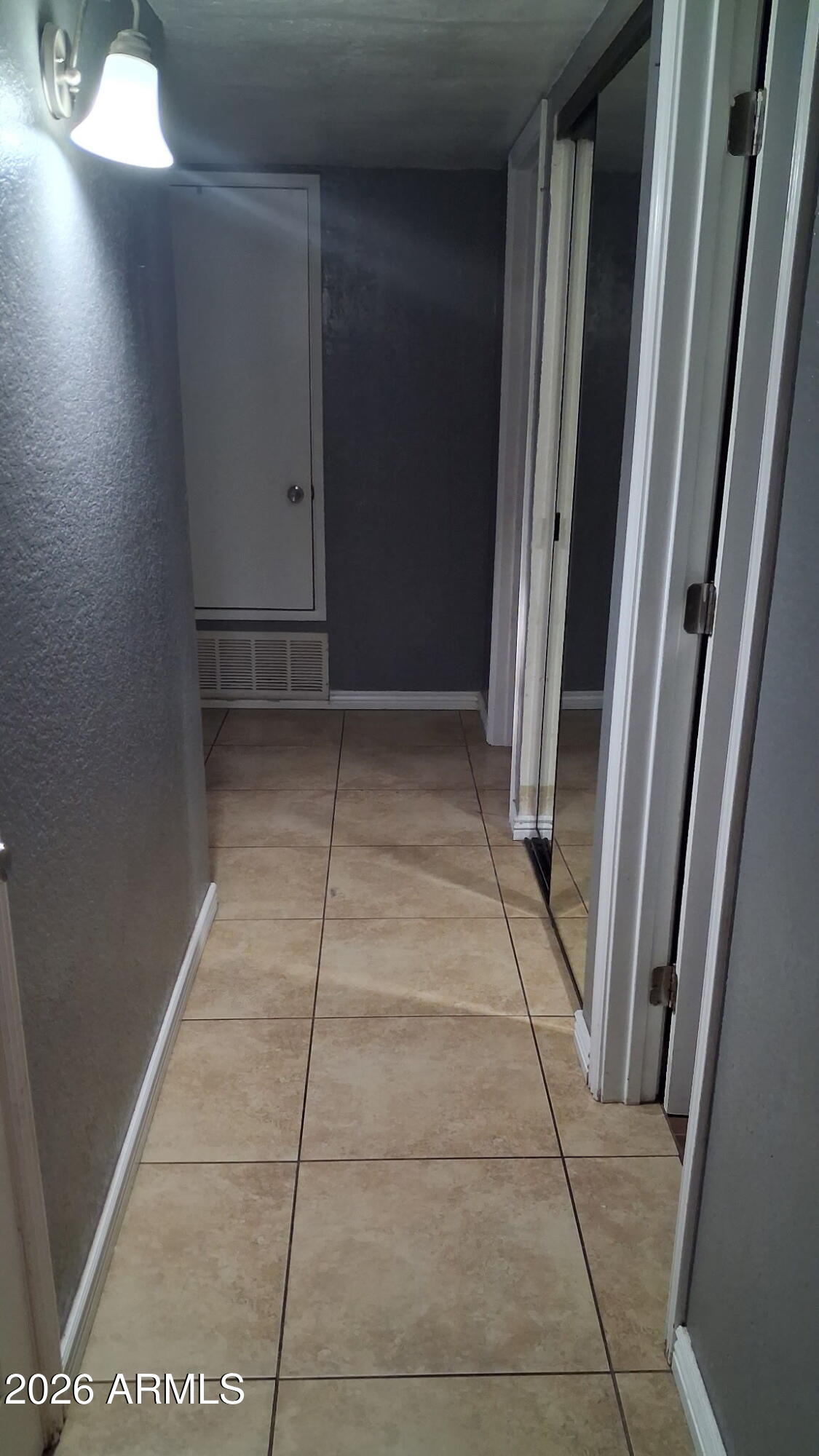 8704 W CATALINA Drive