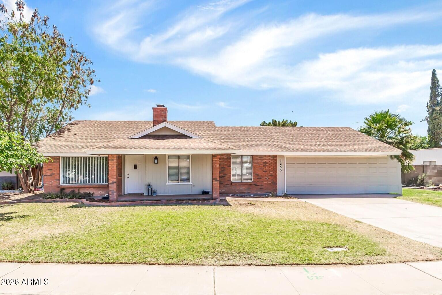 1253 E Indigo Street