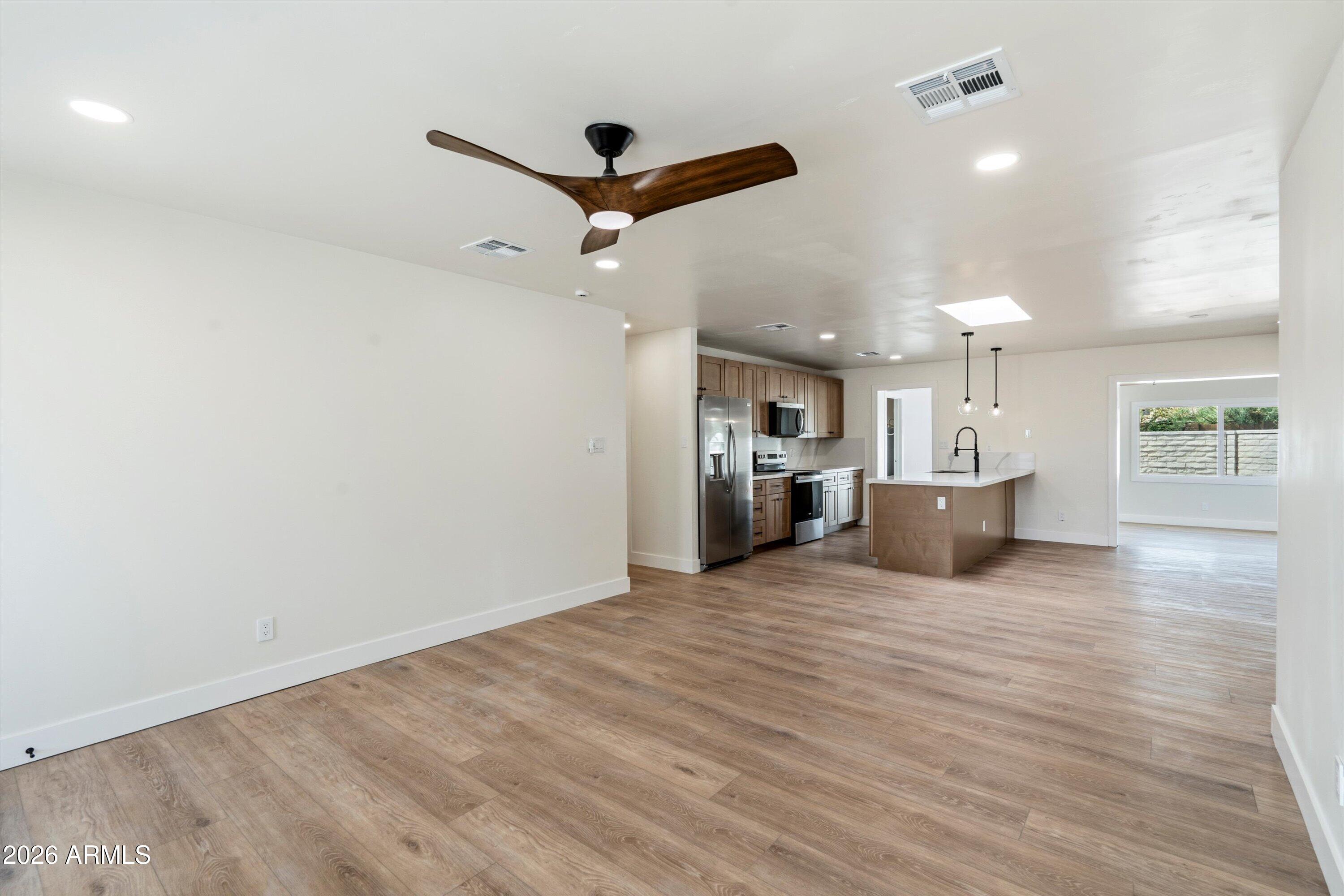 1717 E CAMPUS Drive