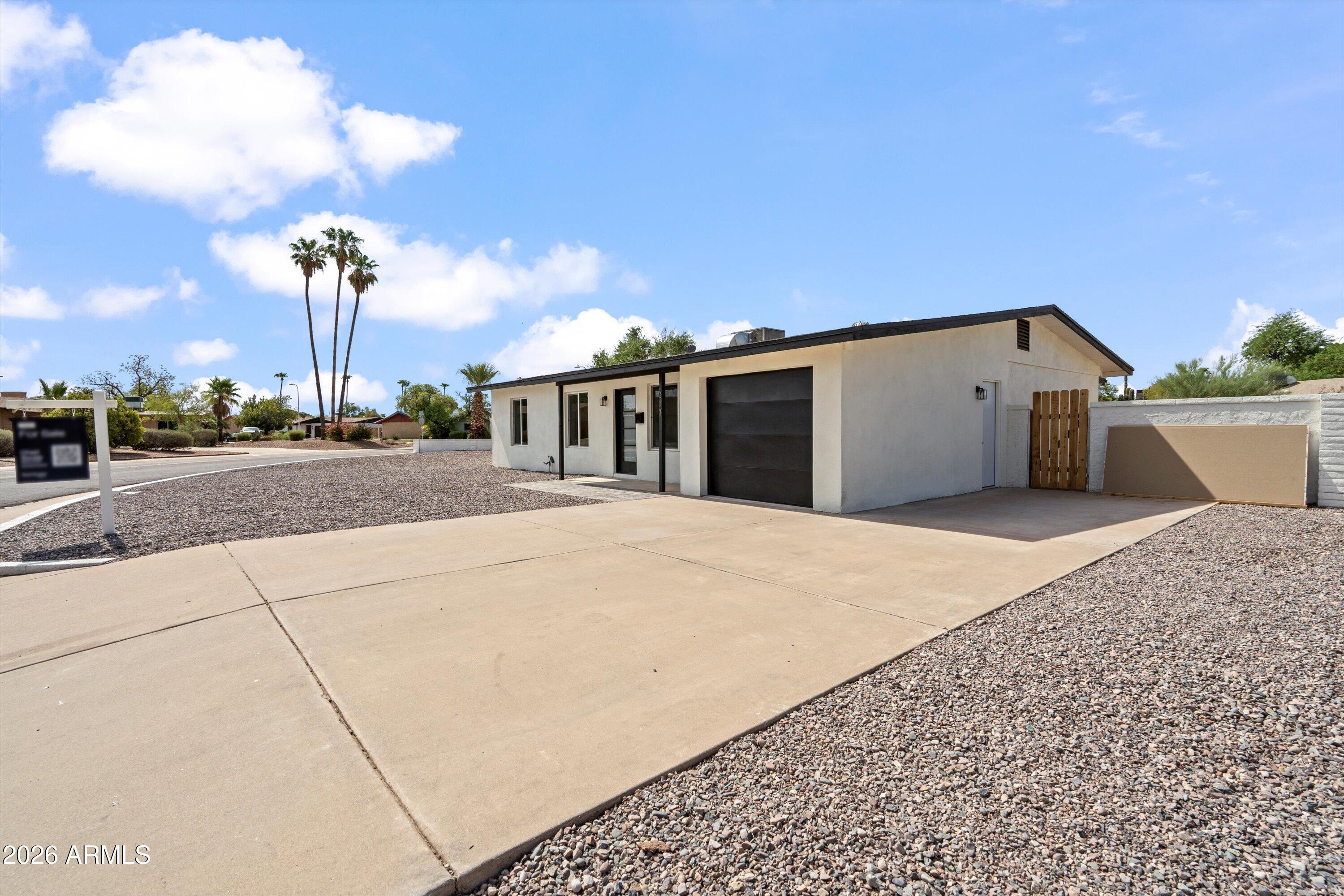 1717 E CAMPUS Drive