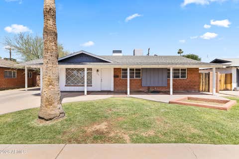 Photo of 3742 W Berridge Lane, Phoenix, AZ 85019 (MLS # 7021293)