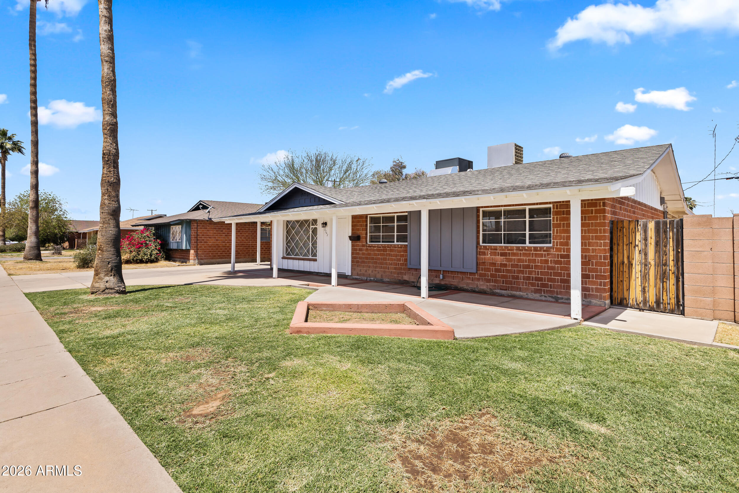 3742 W Berridge Lane