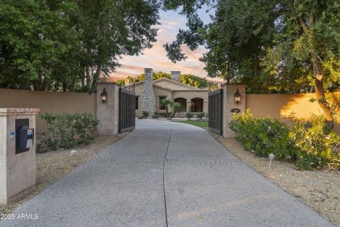 Photo of 6402 E Chaparral Road, Paradise Valley, AZ 85253 (MLS # 6932425)