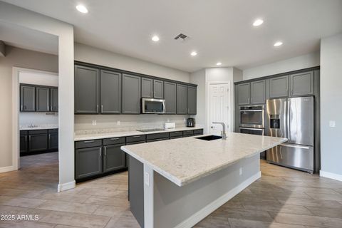 5661 S CROWLEY -- Mesa AZ 85212