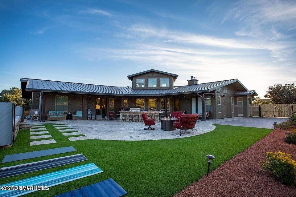 550 Kachina Drive