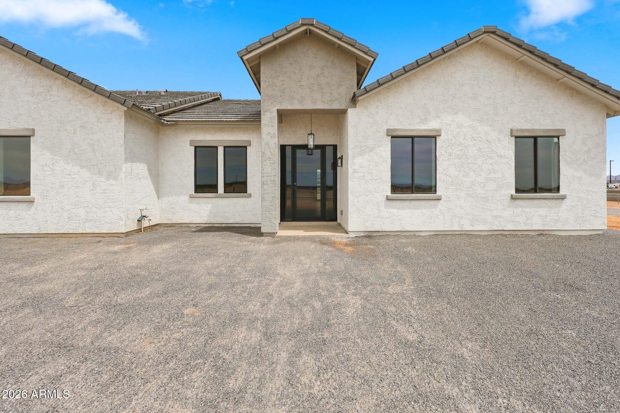 25886 W DENVER HILL Drive