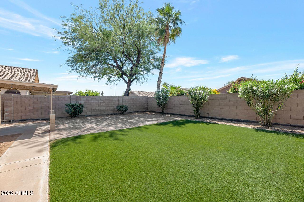 ARROYO CROSSING - Residential