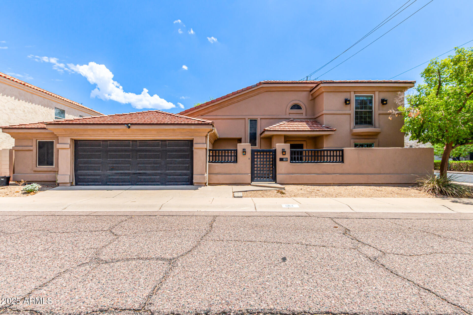8101 N 13TH Place