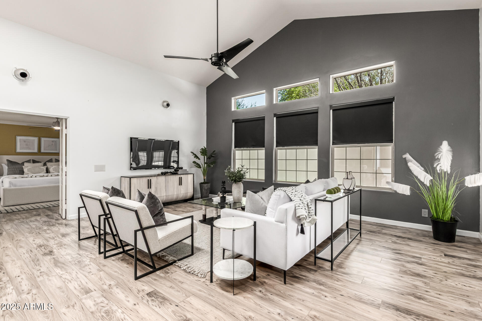 8101 N 13TH Place
