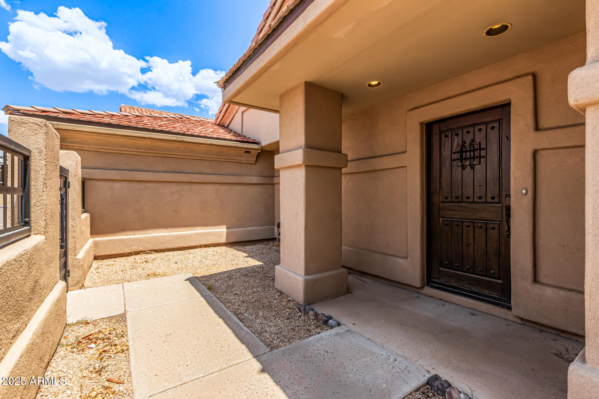 8101 N 13TH Place