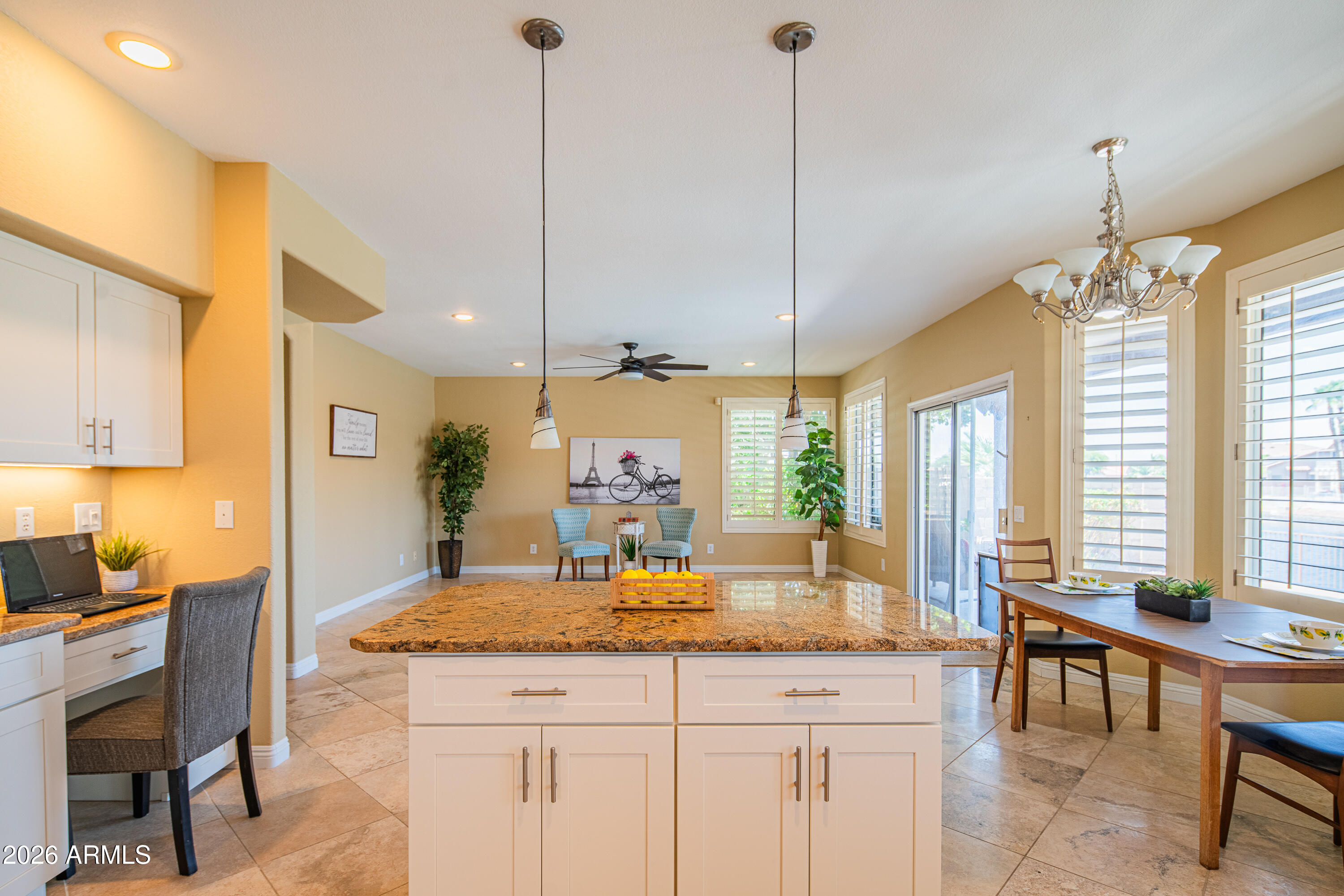 5338 W TONOPAH Drive