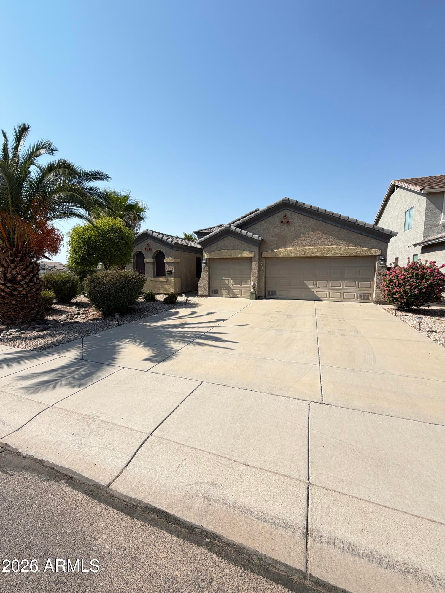 1774 W GREEN TREE Drive