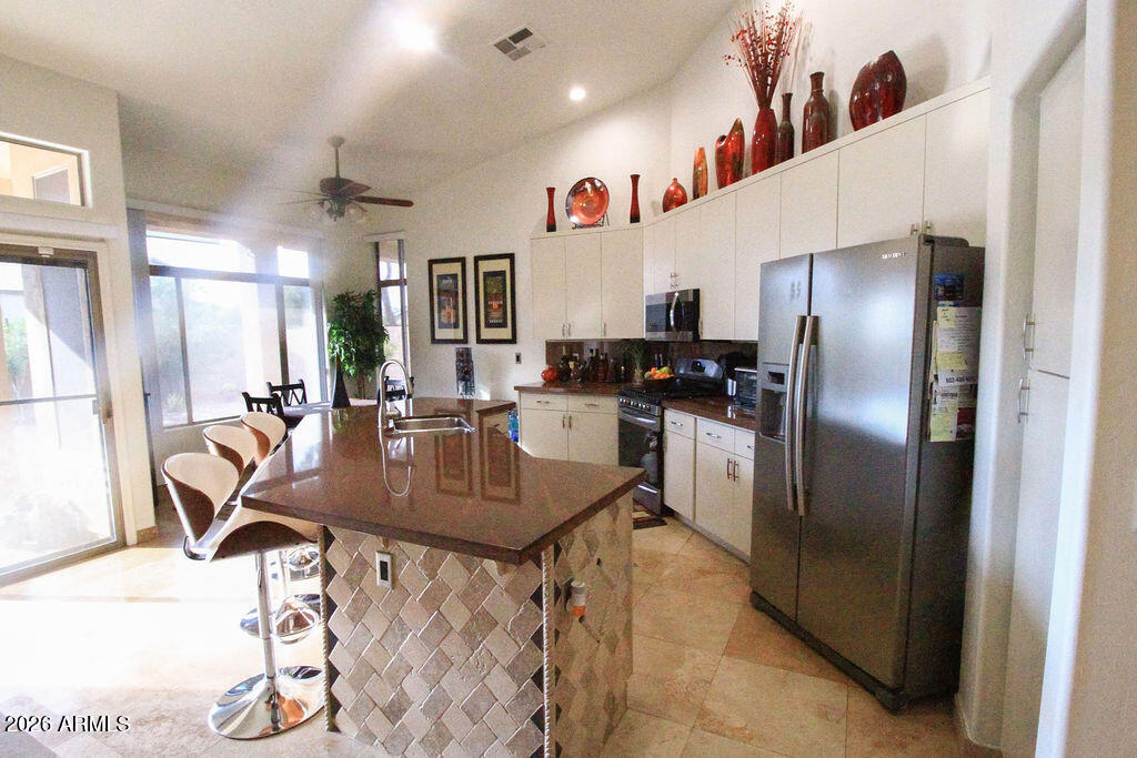 17018 N 44 Place