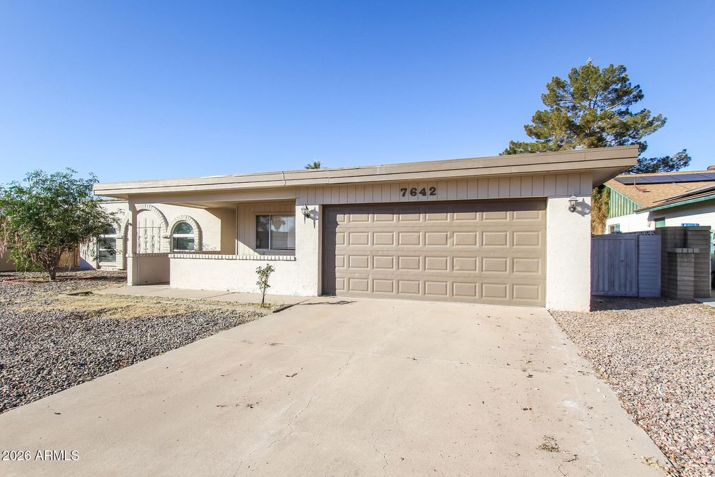 Photo of 7642 N 46th Avenue, Glendale, AZ 85301 (MLS # 6964023)