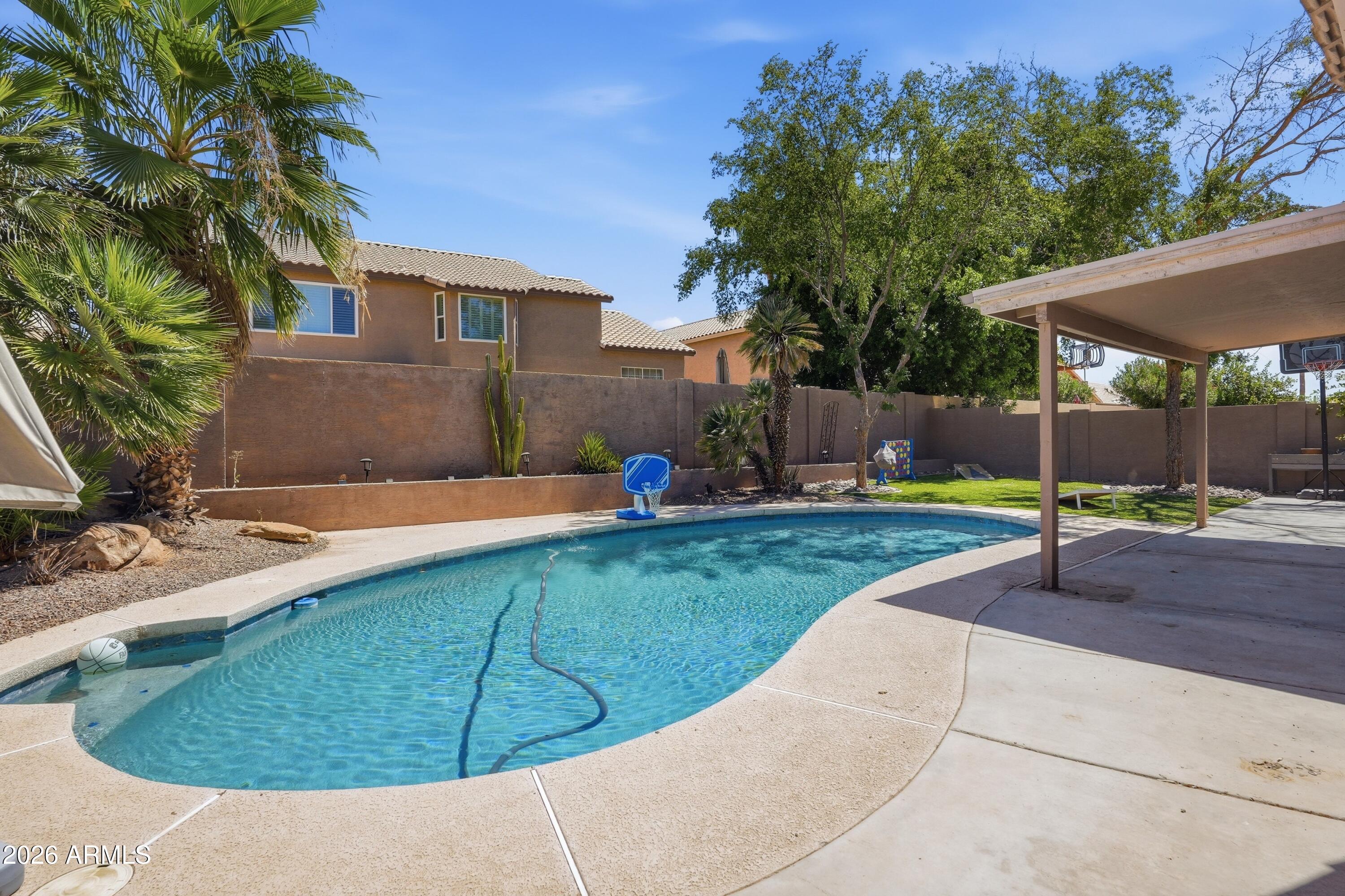 2744 E BROOKWOOD Court
