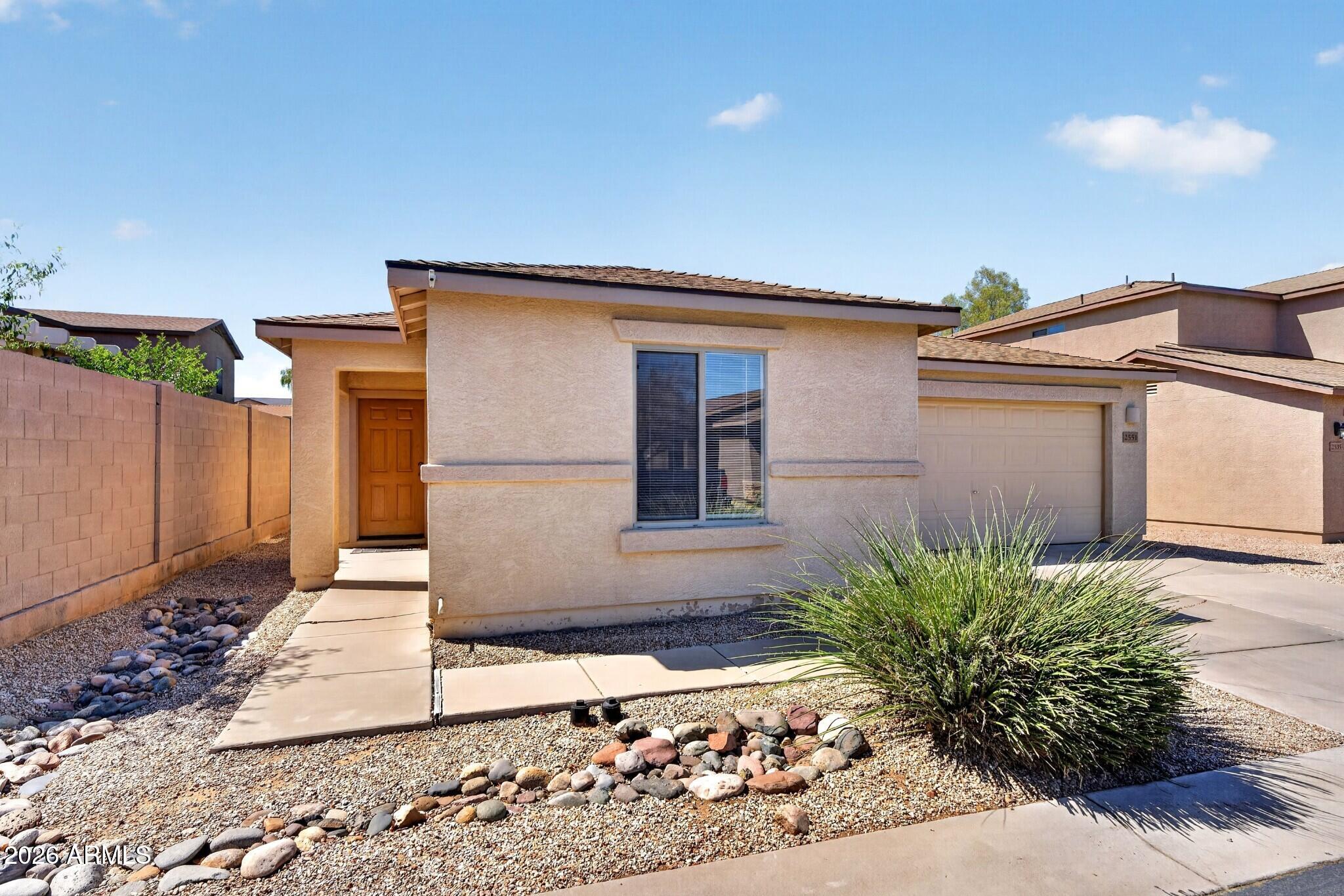 2551 E MEADOW CHASE Drive