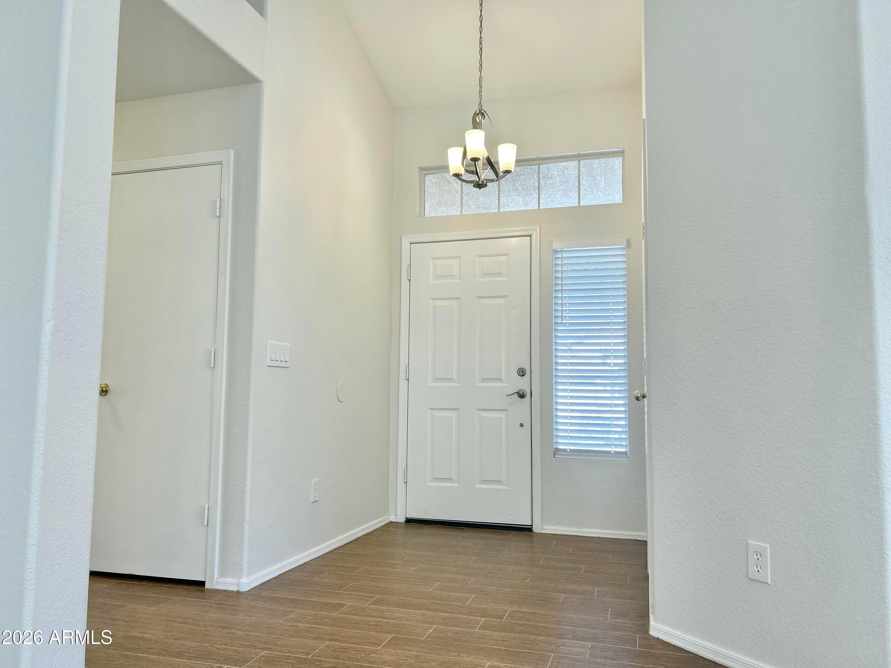 721 E Sheffield Avenue