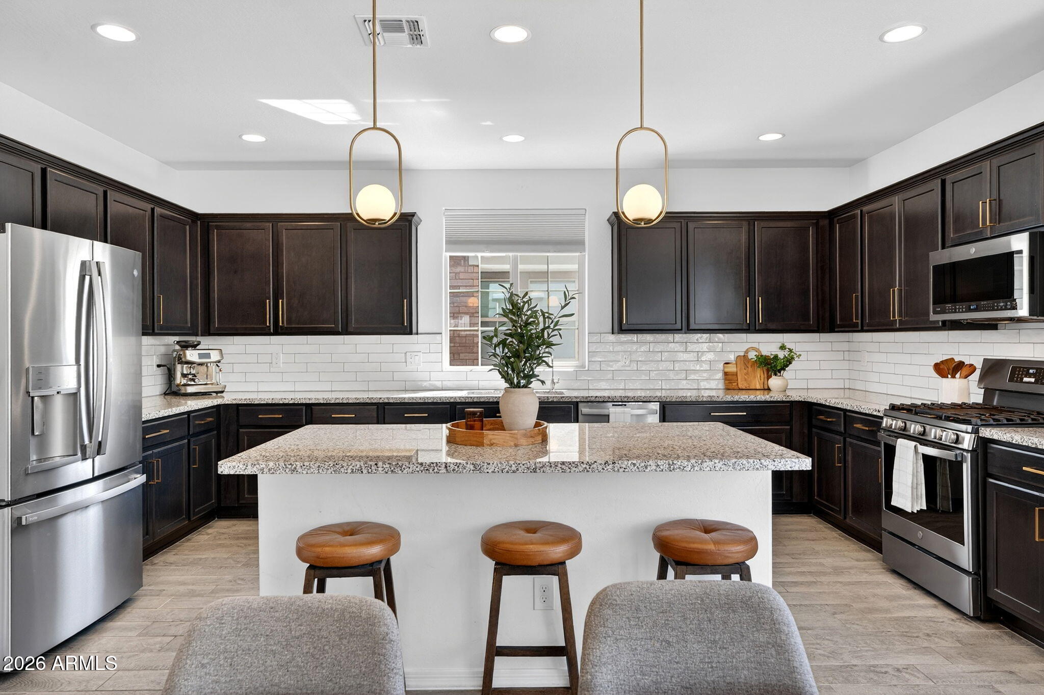 14253 W BUCKSKIN Trail
