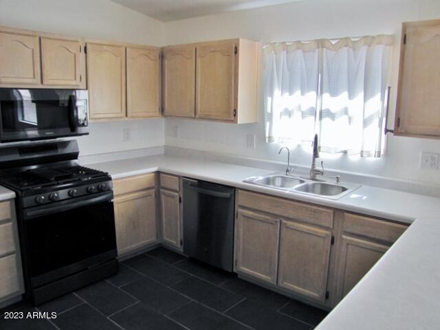 PUEBLO DEL SOL COUNTRY CLUB ESTATES UNIT 1 - Residential Lease