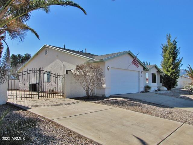 PUEBLO DEL SOL COUNTRY CLUB ESTATES UNIT 1 - Residential Lease