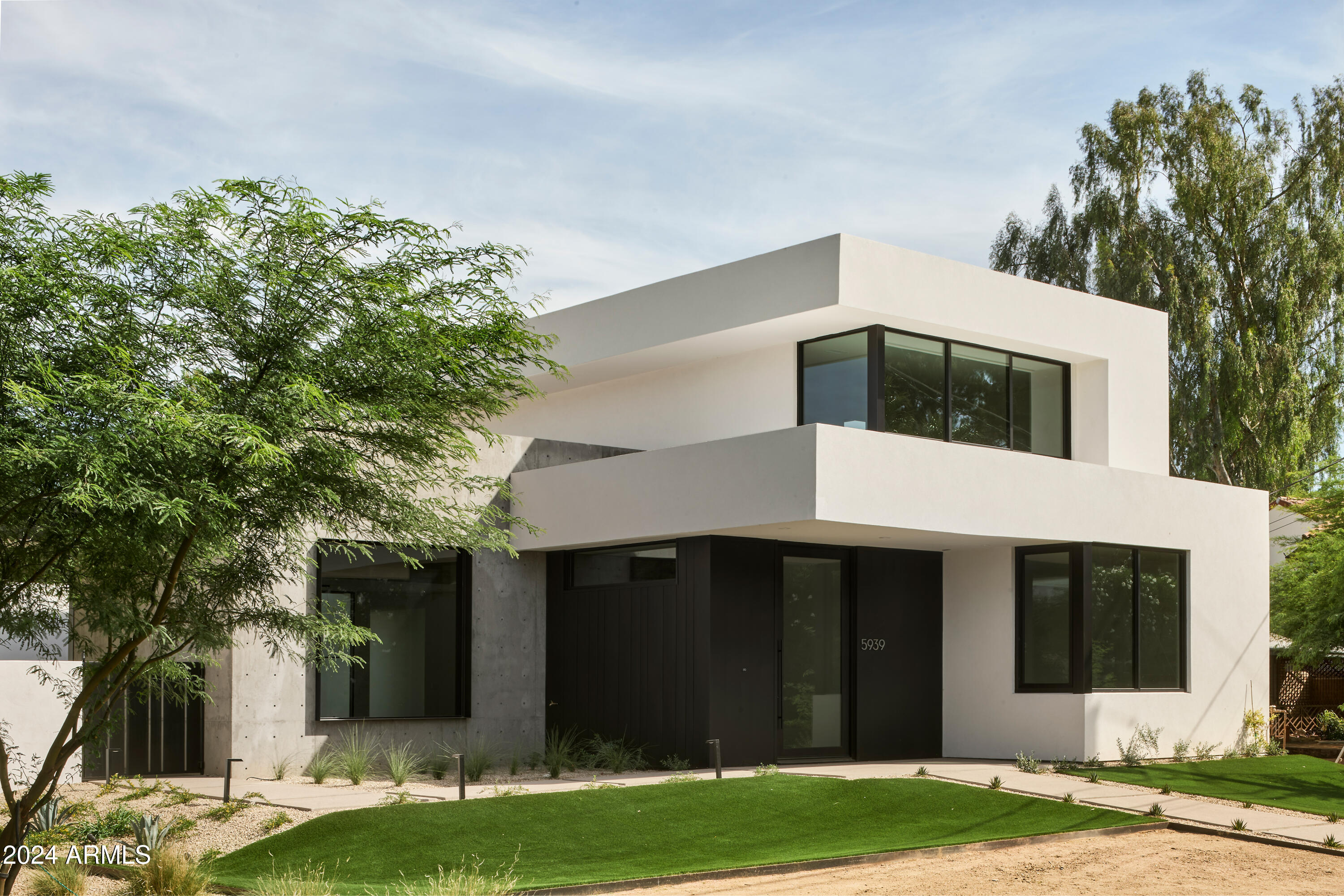 5939 E ORANGE BLOSSOM Lane