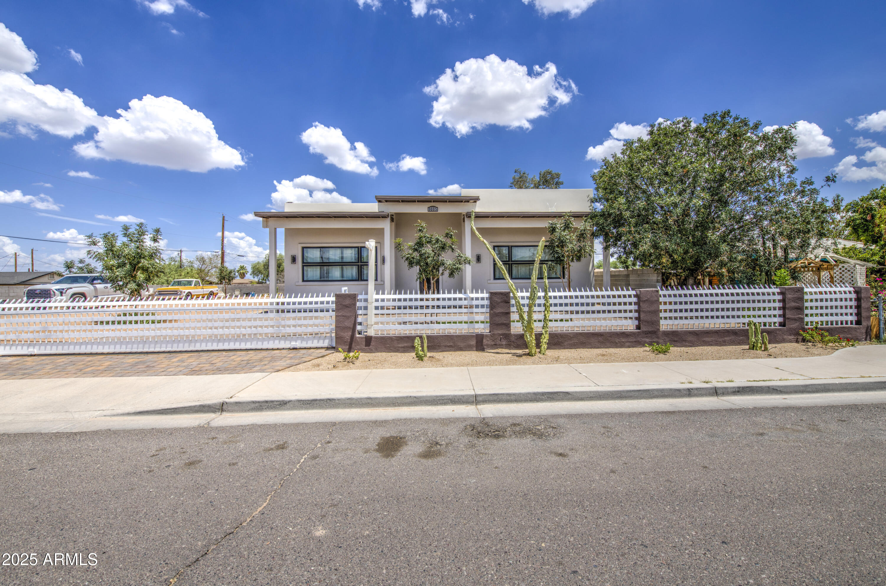 9005 S CALLE SAHUARO --