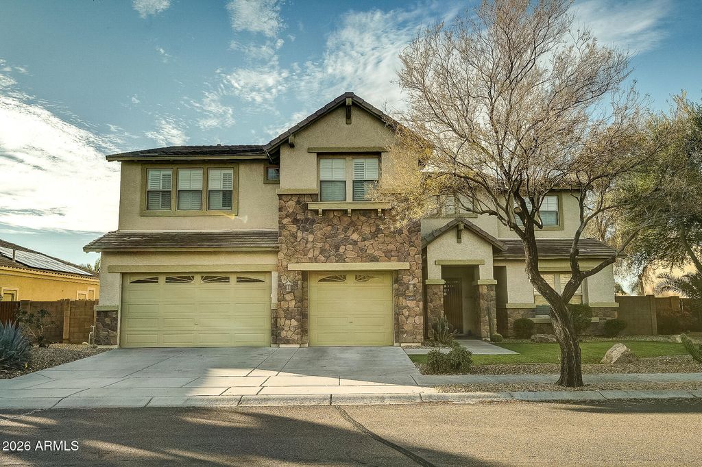 Photo of 16603 W Mesquite Street, Goodyear, AZ 85338 (MLS # 6984853)