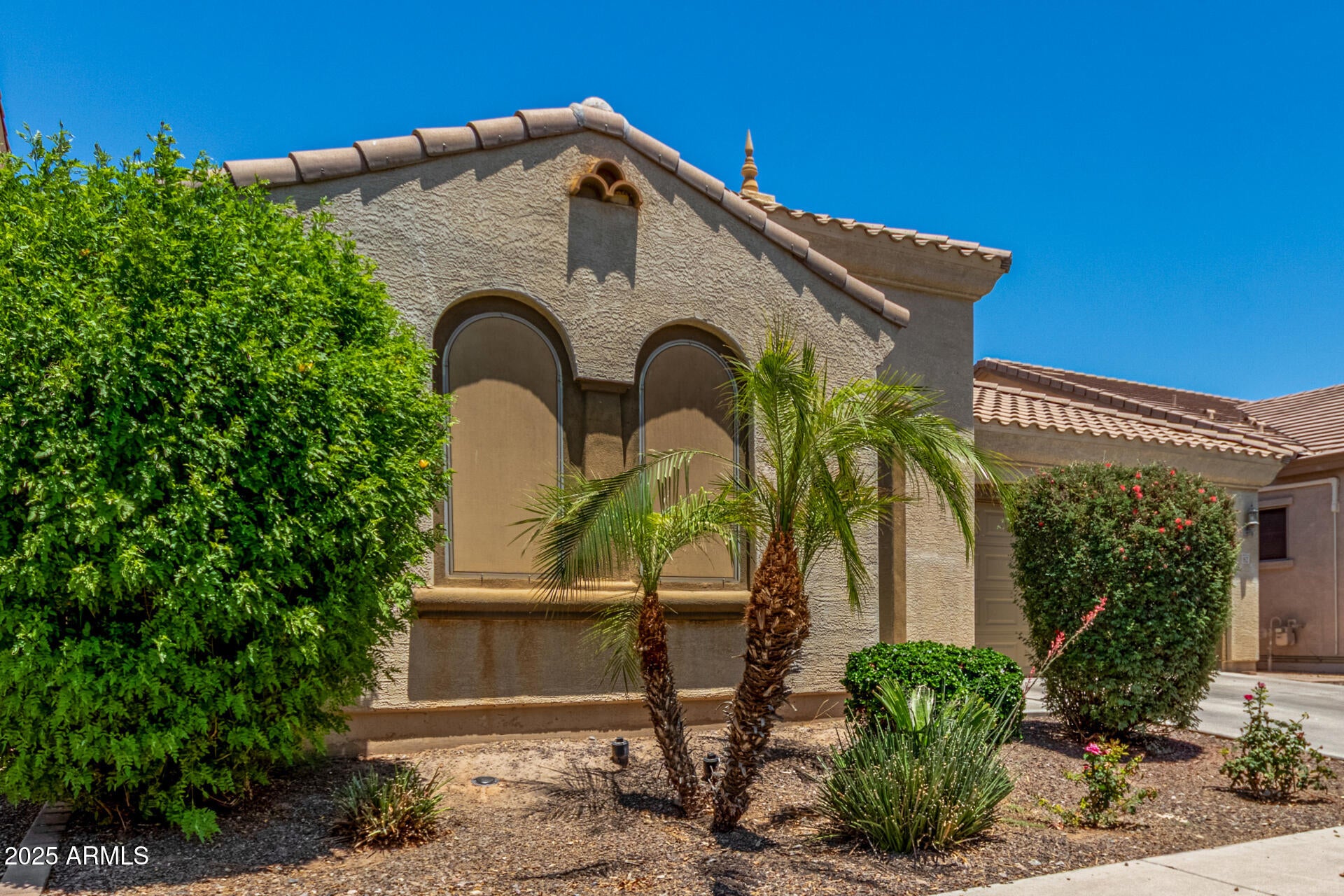 82 W ASTER Drive