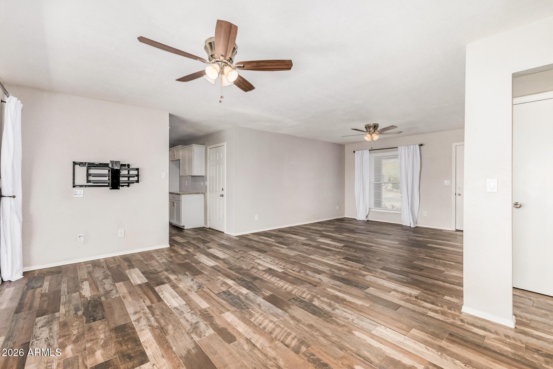 4729 E GREENWAY Street