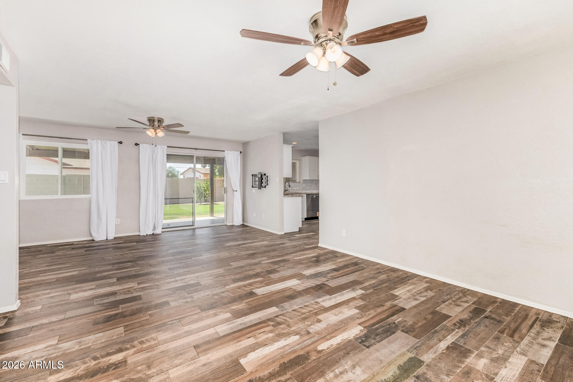 4729 E GREENWAY Street