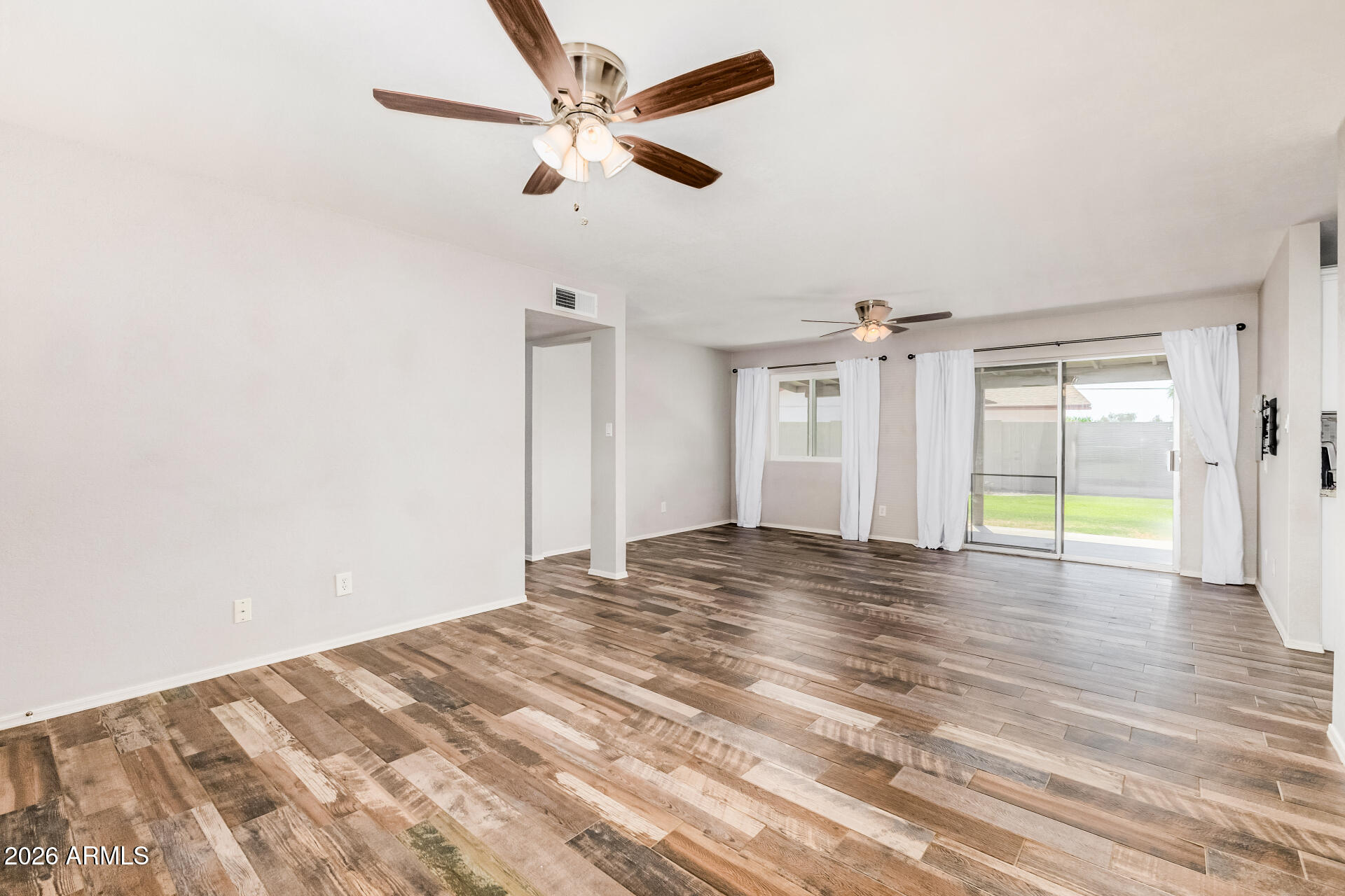 4729 E GREENWAY Street