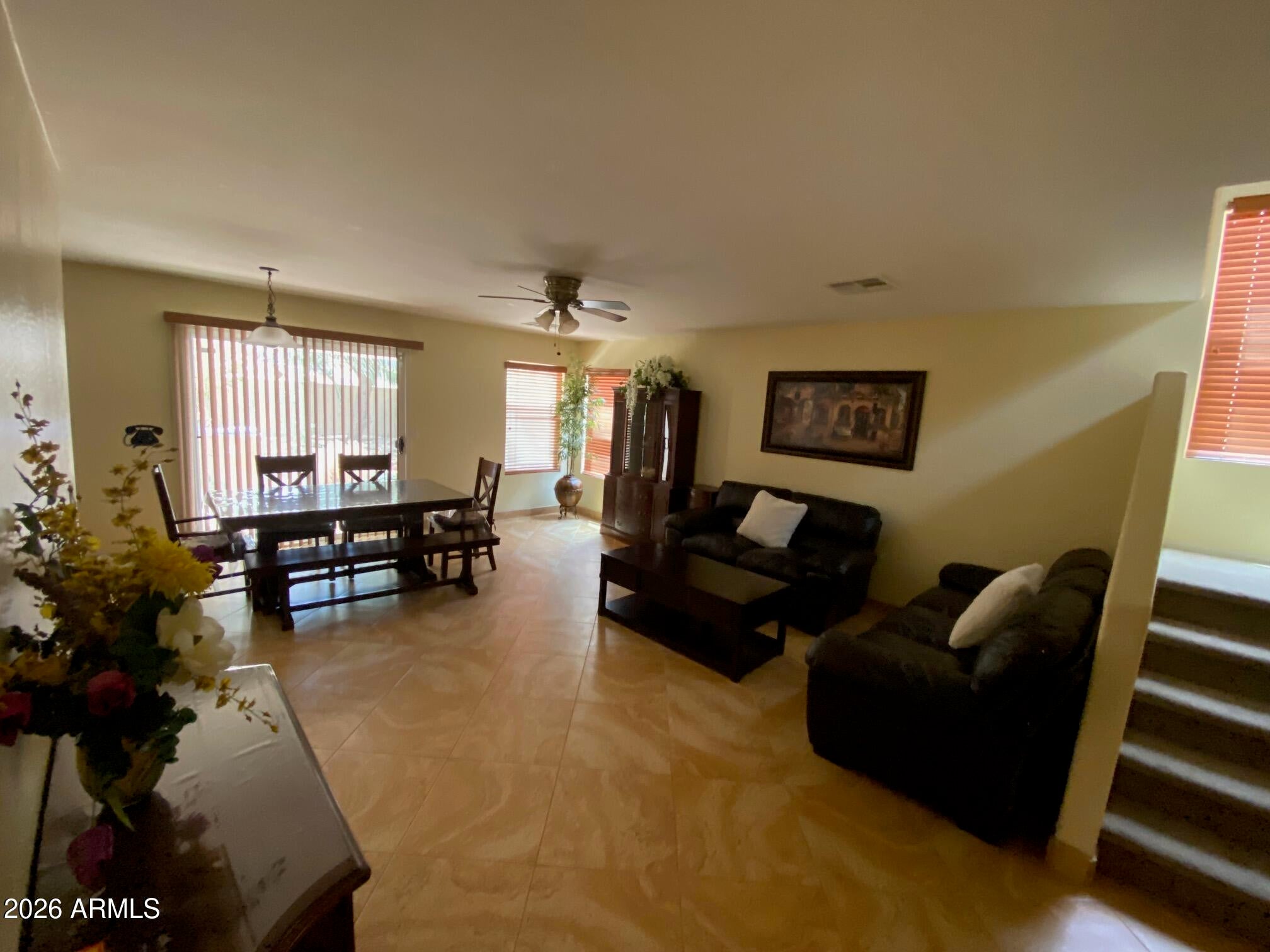 1725 W ROOSEVELT Avenue