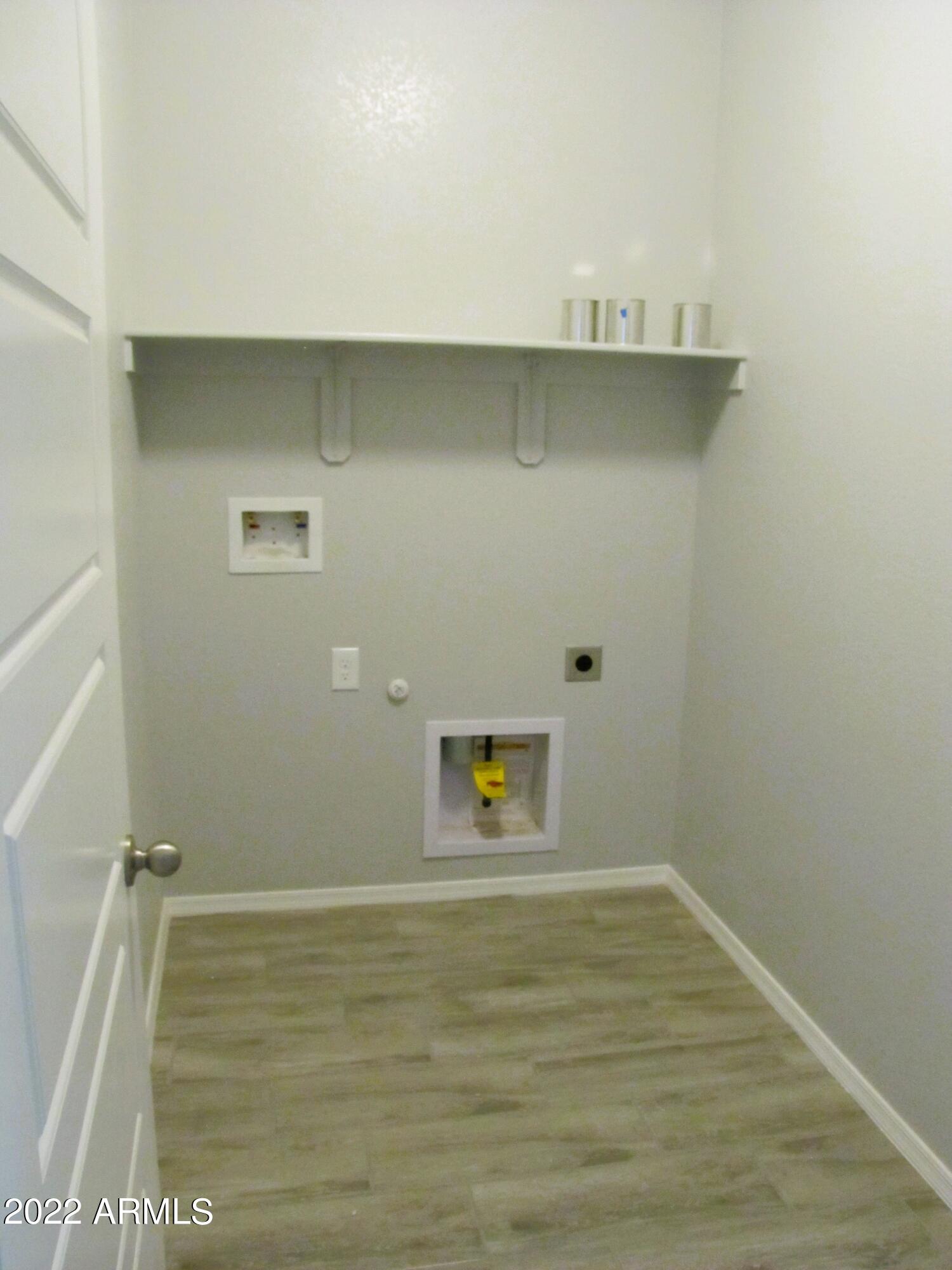 HOLIDAY AT PUEBLO DEL SOL PHASE 5A - Residential Lease