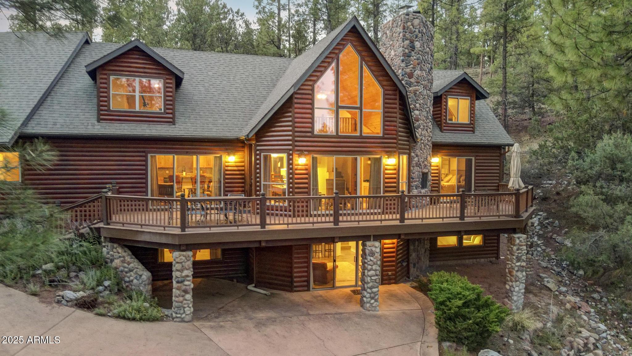 462 W HOMESTEAD Lane
